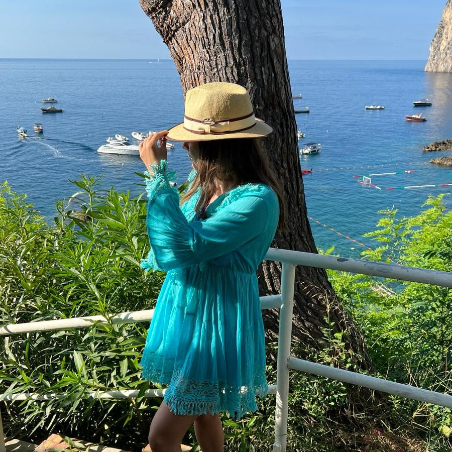 Cappello da sole in paglia