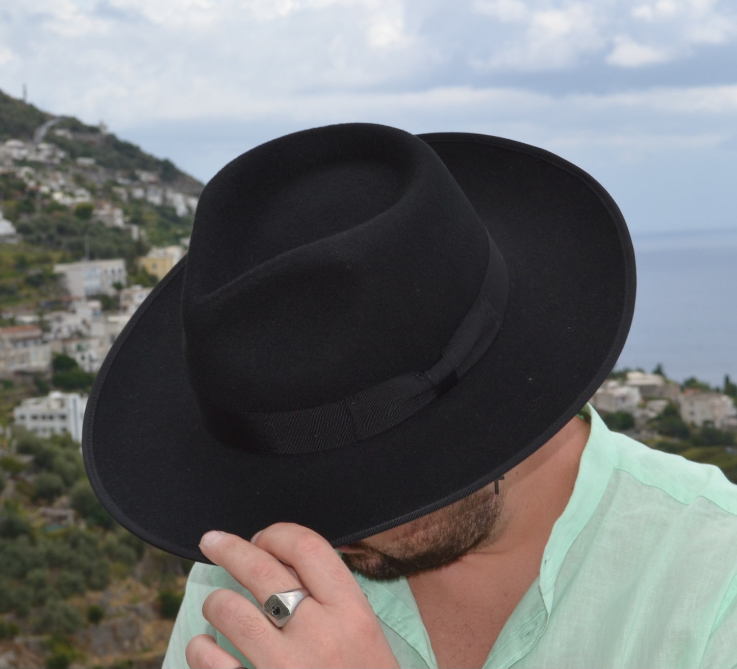 Cappello Fedora nero elegante