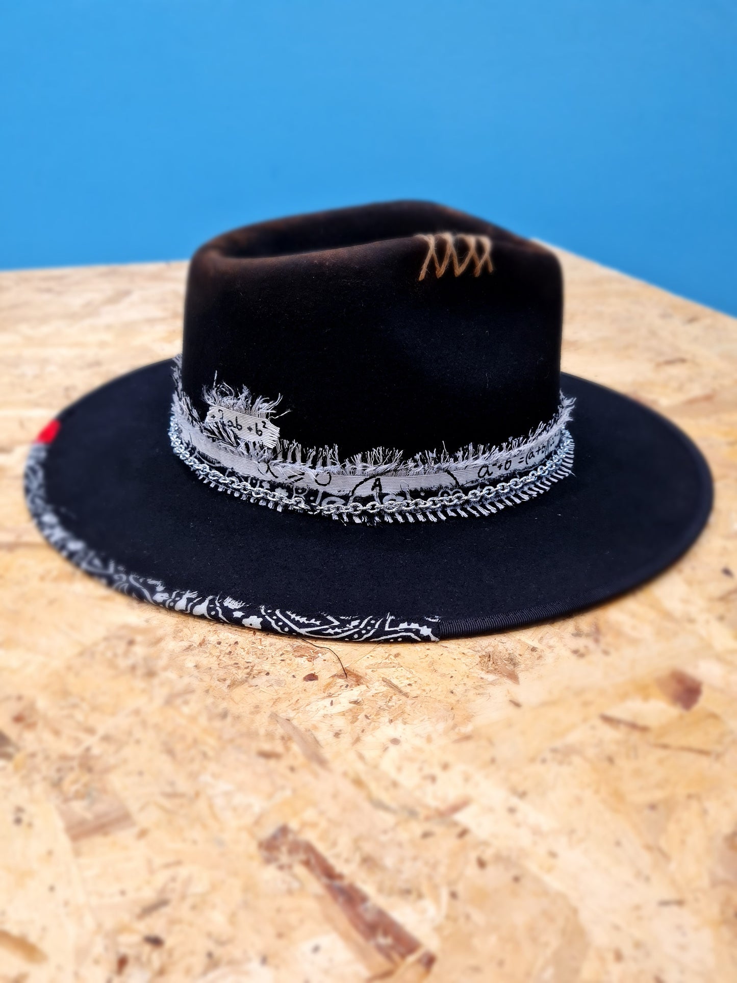 Cappello fedora 777