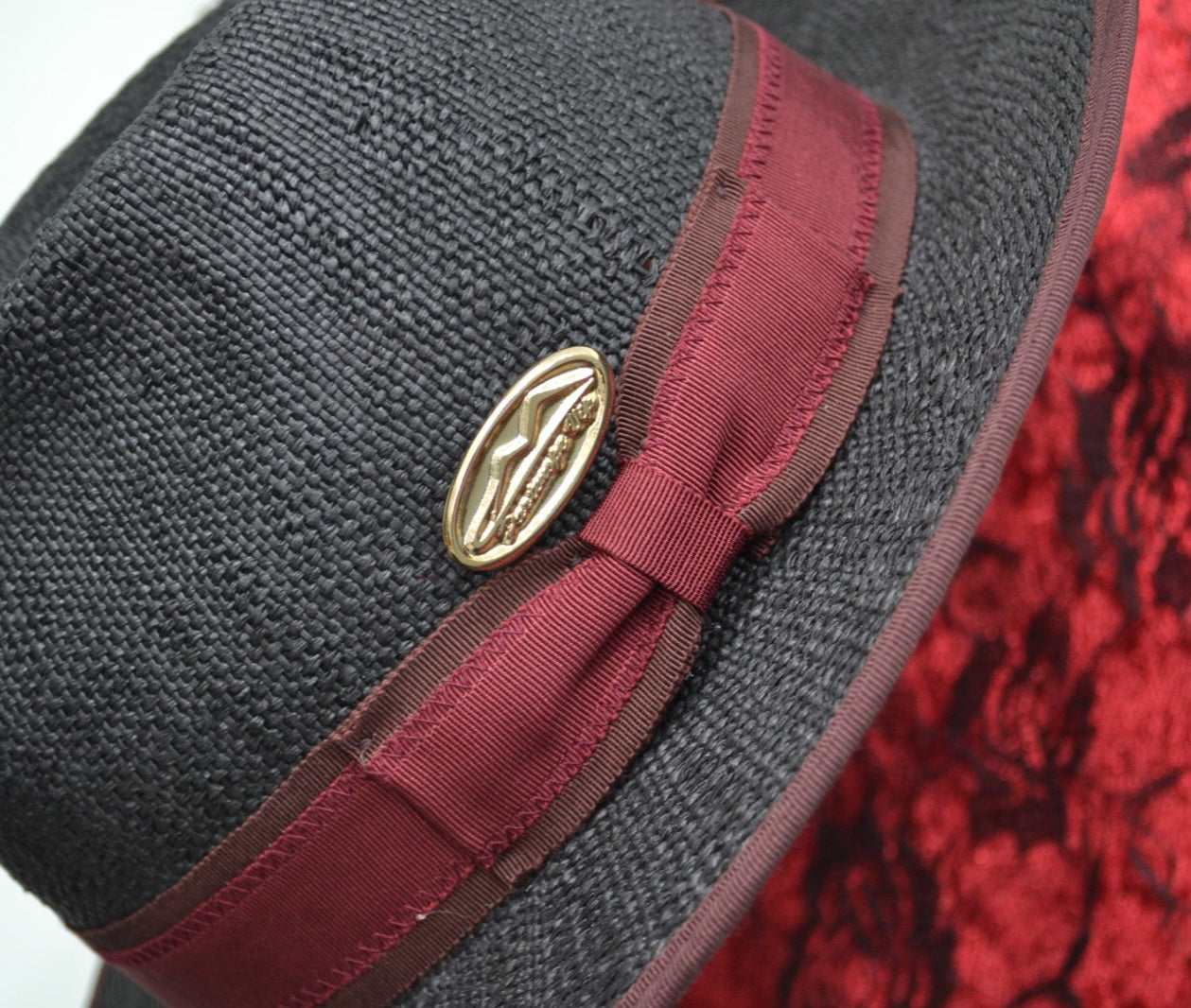 Cappello fedora di paglia nero